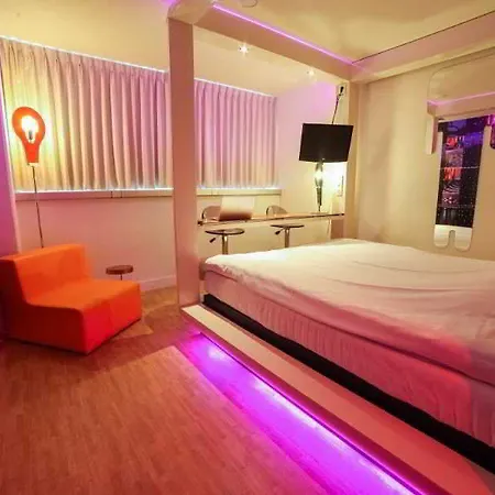 Qbic Wtc Hotell