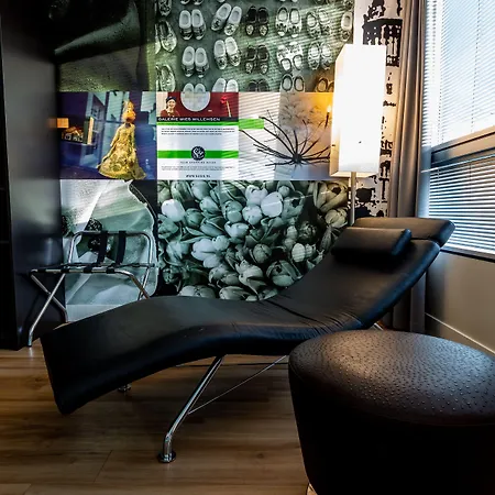 Qbic Wtc Hotel 3*