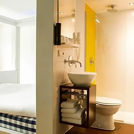 Qbic Wtc Hotel Amsterdam