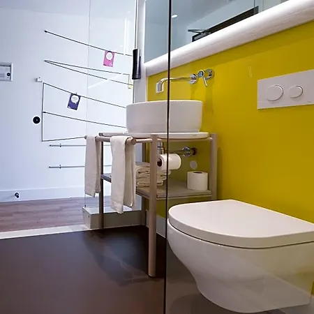 Qbic Wtc Hotel Amsterdam