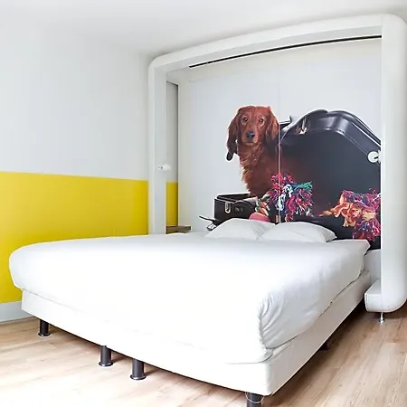 Hotel Qbic Wtc 3*