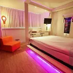 Qbic Wtc Hotel