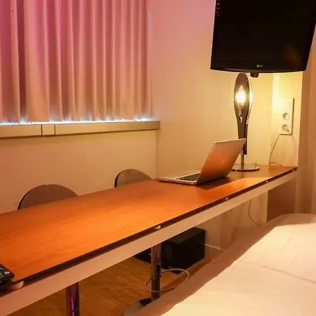 Qbic Wtc 3*